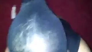 أمي التركية تمتص الديك الشباب