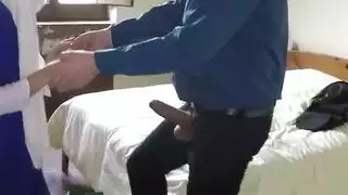 يائسة تهب رئيسها المعلق
