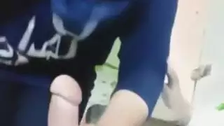 محجبة جزائرية تمص الزب وتضحك