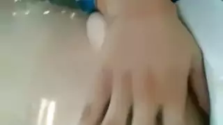 بنت قمر تتناك في الغابة