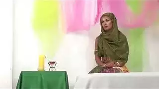 الفاسقة العربية مارس الجنس سخيفة من قبل الديك الأبيض الكبير