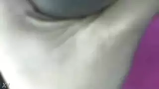 الثدي العربية لطيفة