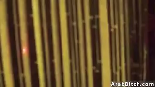 زوجة الأب العربية وابنة زميل اللعب الأفغانية بيوت الدعارة موجودة!