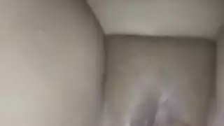 التدفق والزوجة العربية