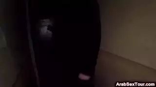 هوتي العربية تحب تهب ديك كبيرة