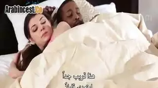 سكس مترجم المراهقة الصغيرة و صديق أمها الزنجي افلام سكس مترجمة