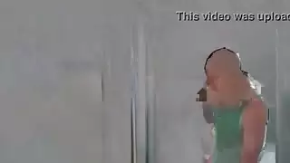 مشاهد جنسية من مسلسل مترجم للعربية