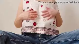 عجن الثدي الربيعي في الصباح