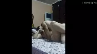 سكس عربي شرموطة كسها نار تقوله يلا ريحني