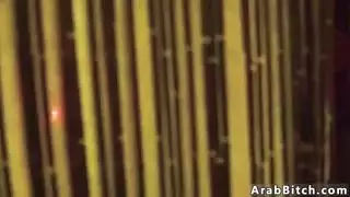بيوت الدعارة الأفغانية العربية الضيقة موجودة!