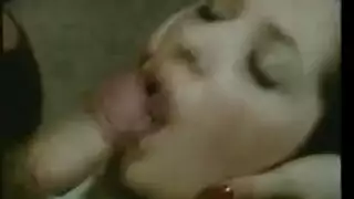 سكس قحب تنيك رجل بزب اصطناعي